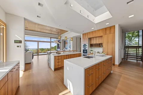 $18,998,000 | 22525 Rolling Hills Road, Saratoga, CA 95070