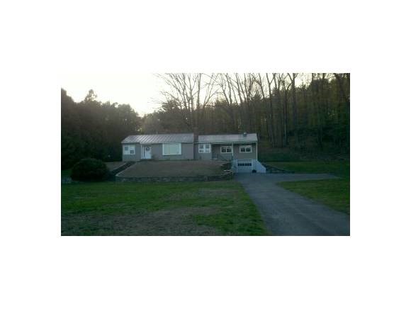 244 Hanover Street Hartford, VT 05001 - Photo 1 of 1 Gallery Image 1