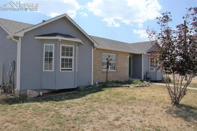 $425,000 | 1404 Redwood Court, Canon City, CO 81212
