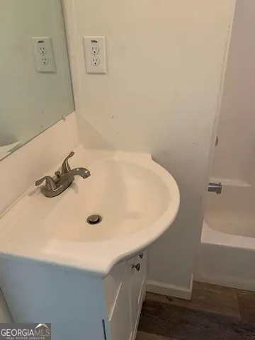 a bathroom with a tub