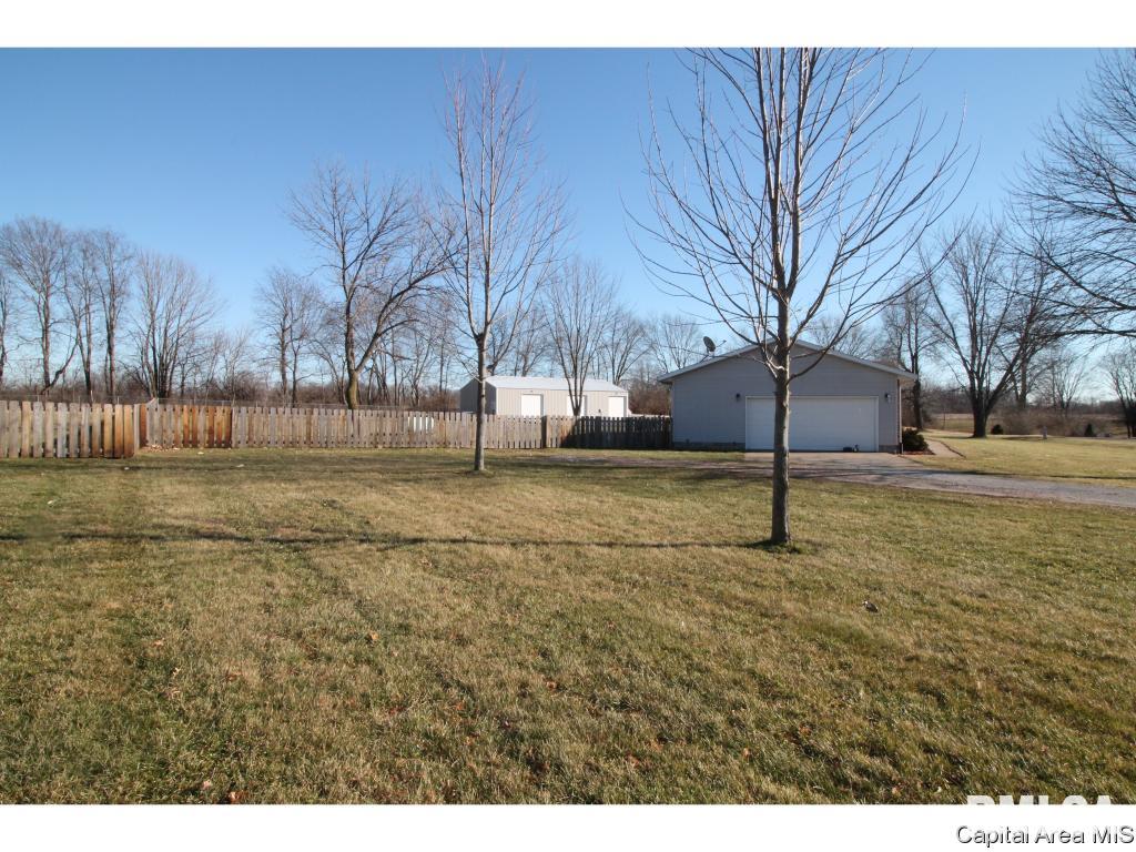 13080 Hickory Road Athens, IL 62613 - Photo 2 of 35 Gallery Image 2