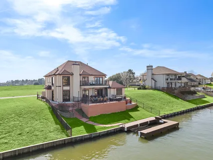 $999,999 | 10804 Bourbon Street, Willis, TX 77318