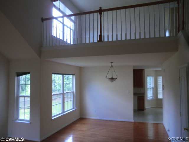 9237 Scotts Bluff Lane Chesterfield, VA 23832 - Photo 3 of 10 an entryway with a window