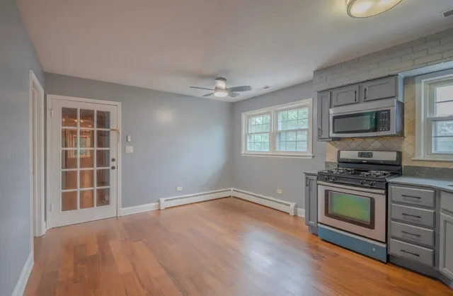 $2,500 | 323 Marshall Road, Unit 2, Bensenville, IL 60106