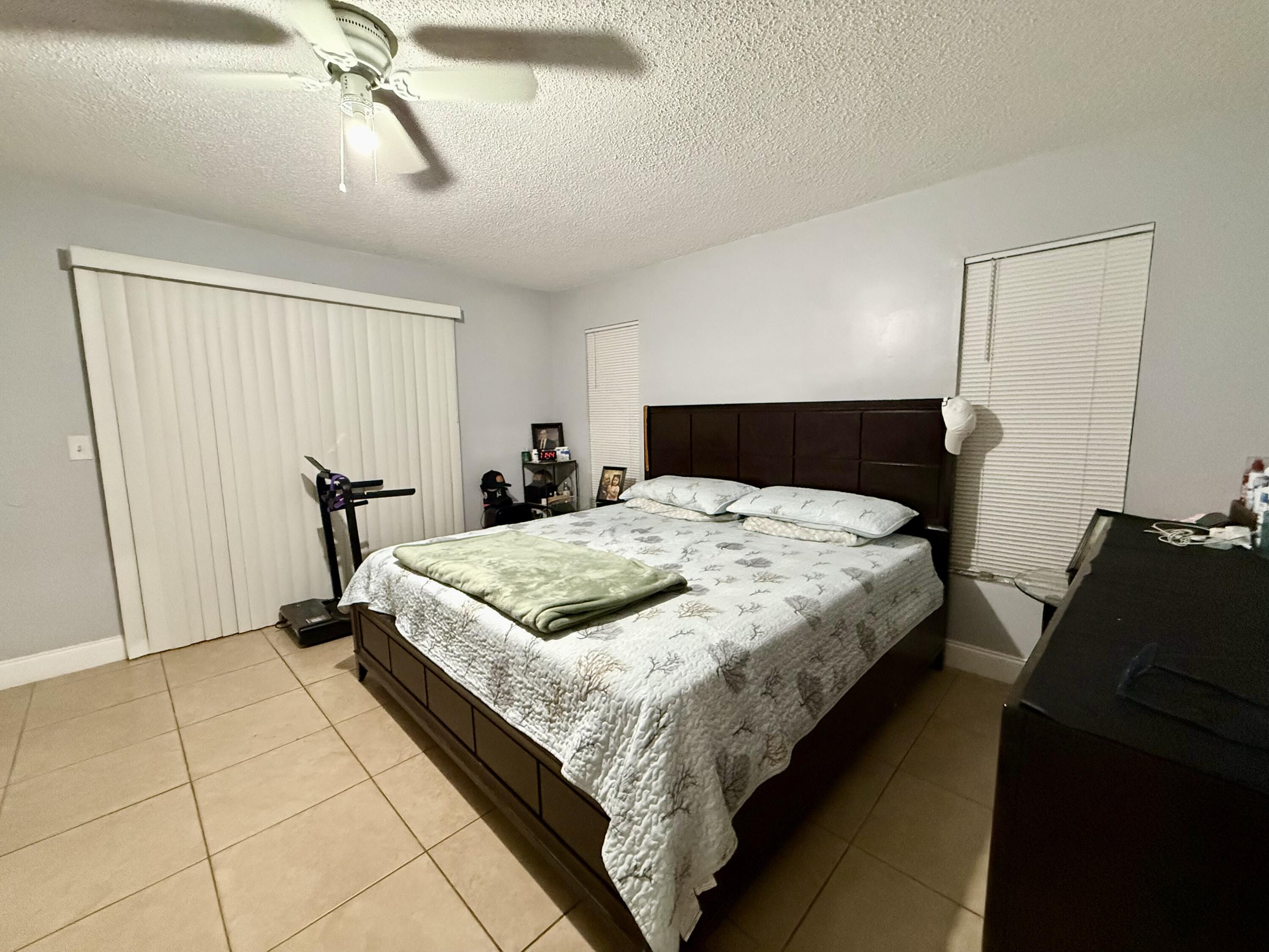 4441-4443 Southeast Village Road Stuart, FL 34997 - Photo 21 of 31 IMG_3664