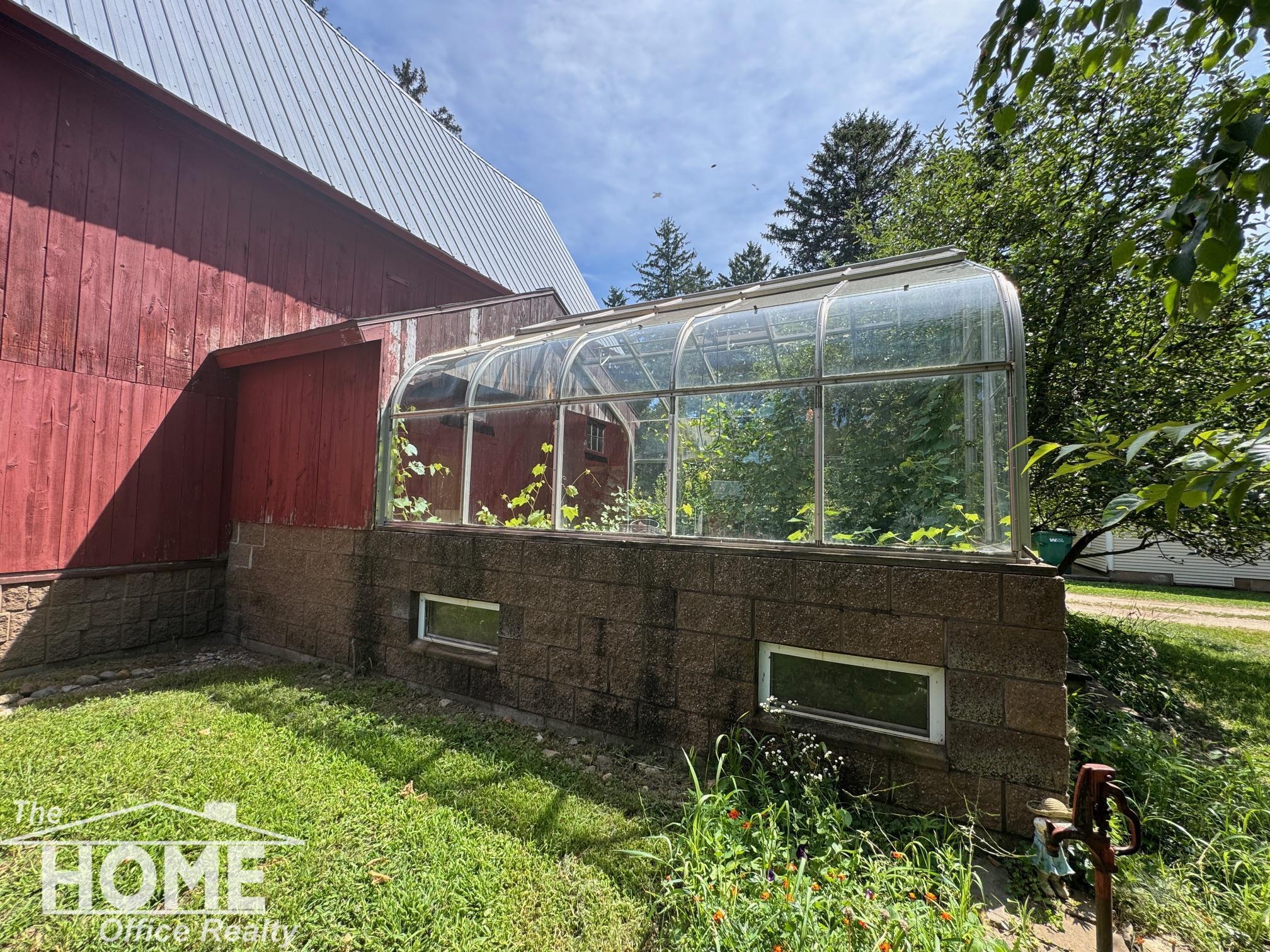 4818 Colby Road Owosso, MI 48867 - Photo 37 of 49