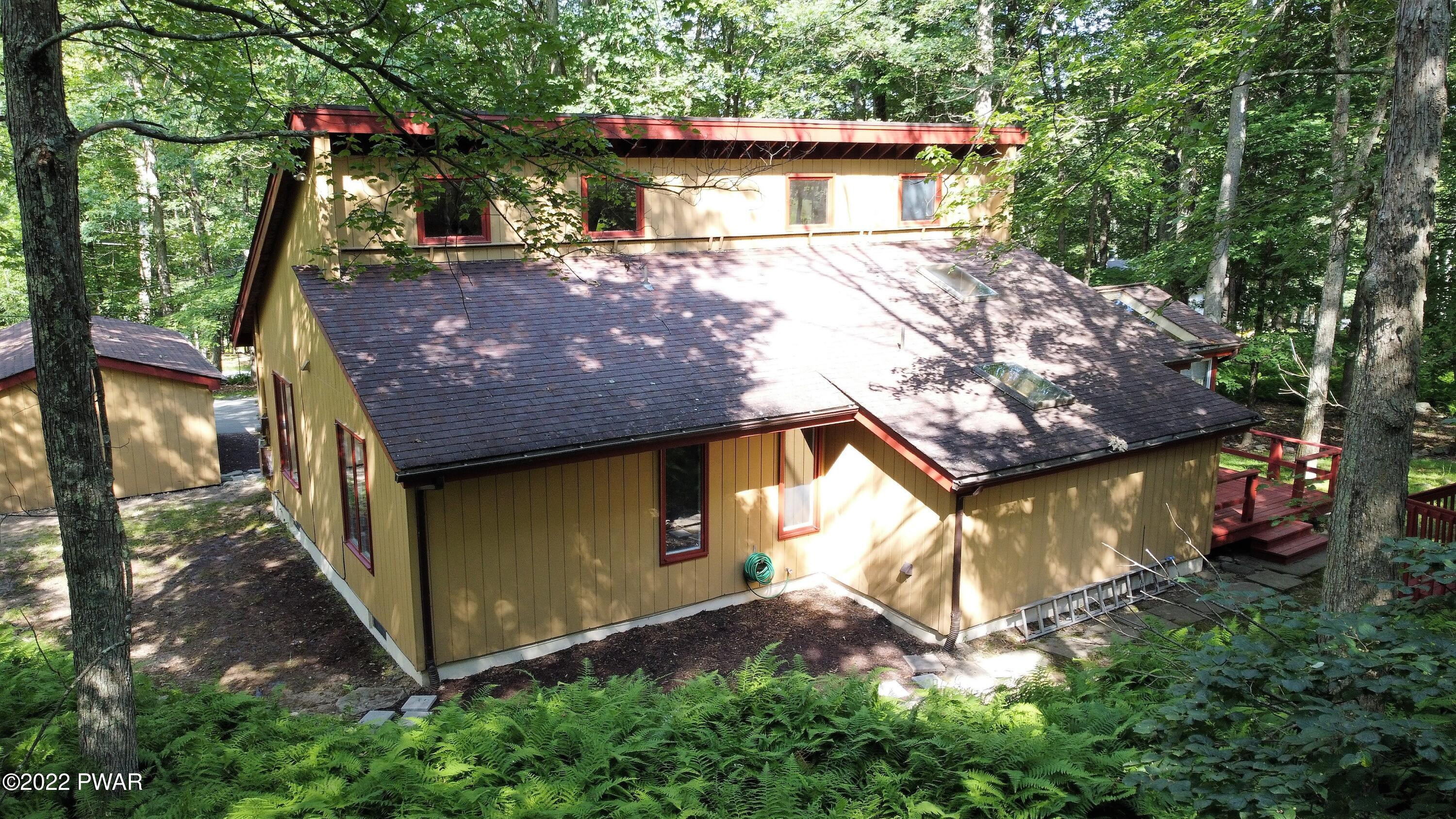 143 Lewis Road Milford, PA 18337 - Photo 3 of 36
