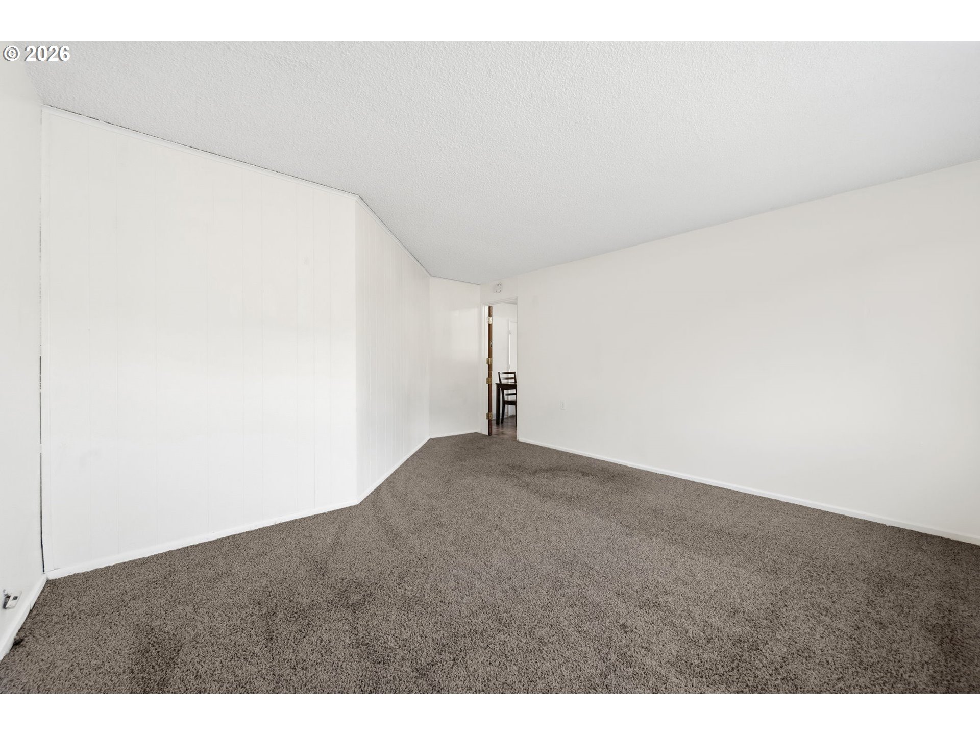 810 East 37th Avenue Eugene, OR 97405 - Photo 16 of 47 Family Room