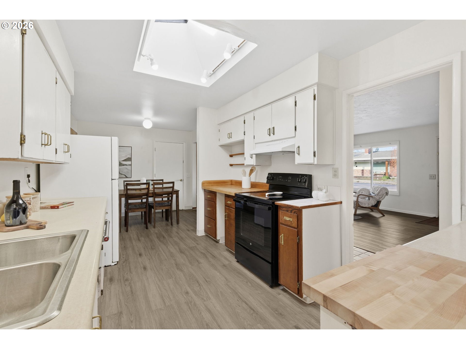 810 East 37th Avenue Eugene, OR 97405 - Photo 23 of 47