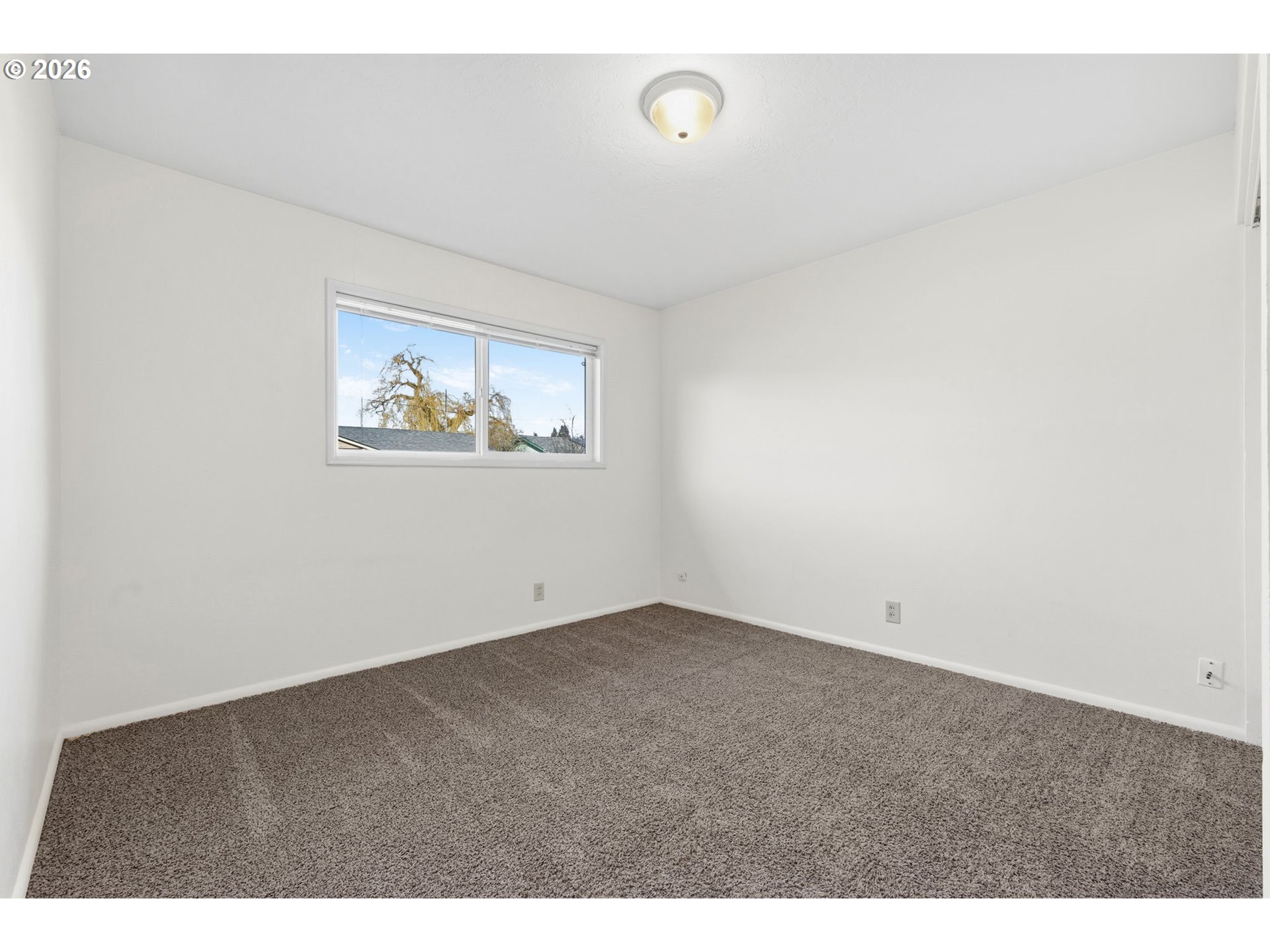 810 East 37th Avenue Eugene, OR 97405 - Photo 29 of 47 Bedroom