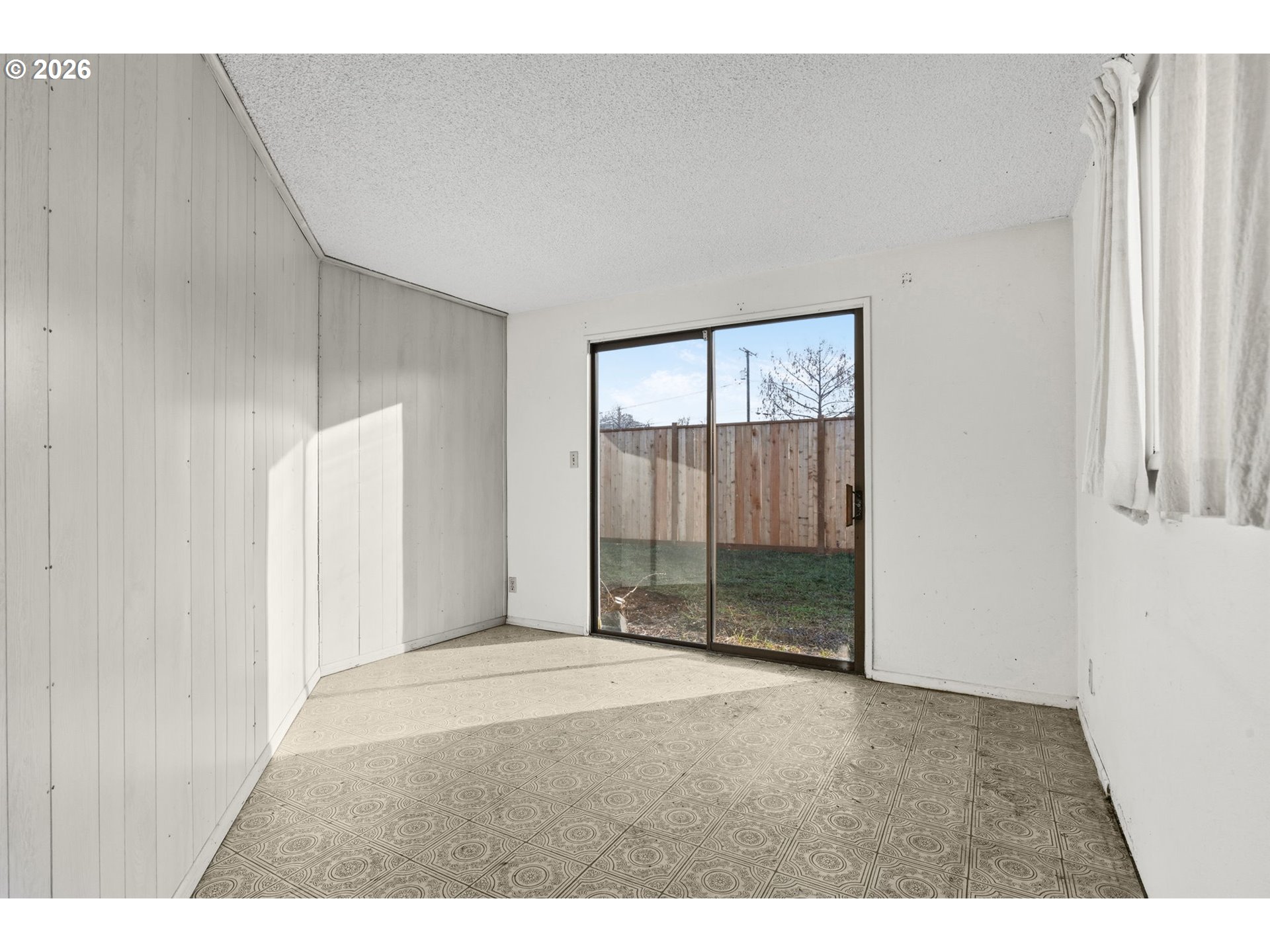 810 East 37th Avenue Eugene, OR 97405 - Photo 40 of 47