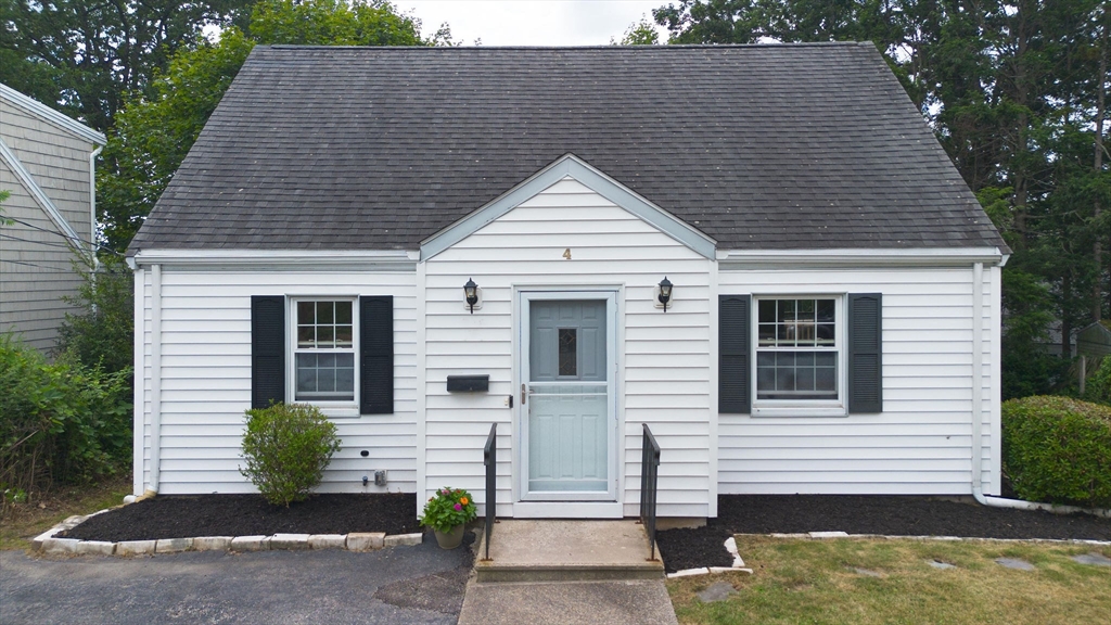 4 Birch Hill Road Worcester, MA 01606 - Photo 1 of 39 Gallery Image 1