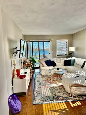 $4,500 | 1440 Columbia Road, Unit 4, Boston, MA 02127