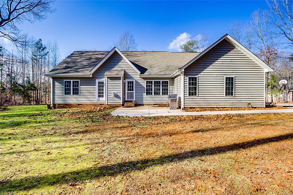 5549 Woodstream Road Randleman, NC 27317 - Photo 5 of 27 Gallery Image 5