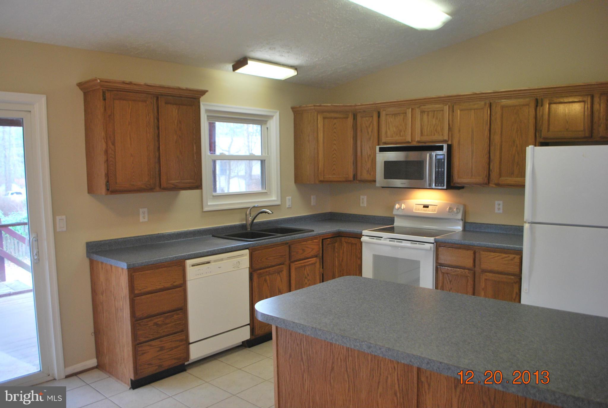 11538 San Rafael Road Lusby, MD 20657 - Photo 2 of 30 Kitchen