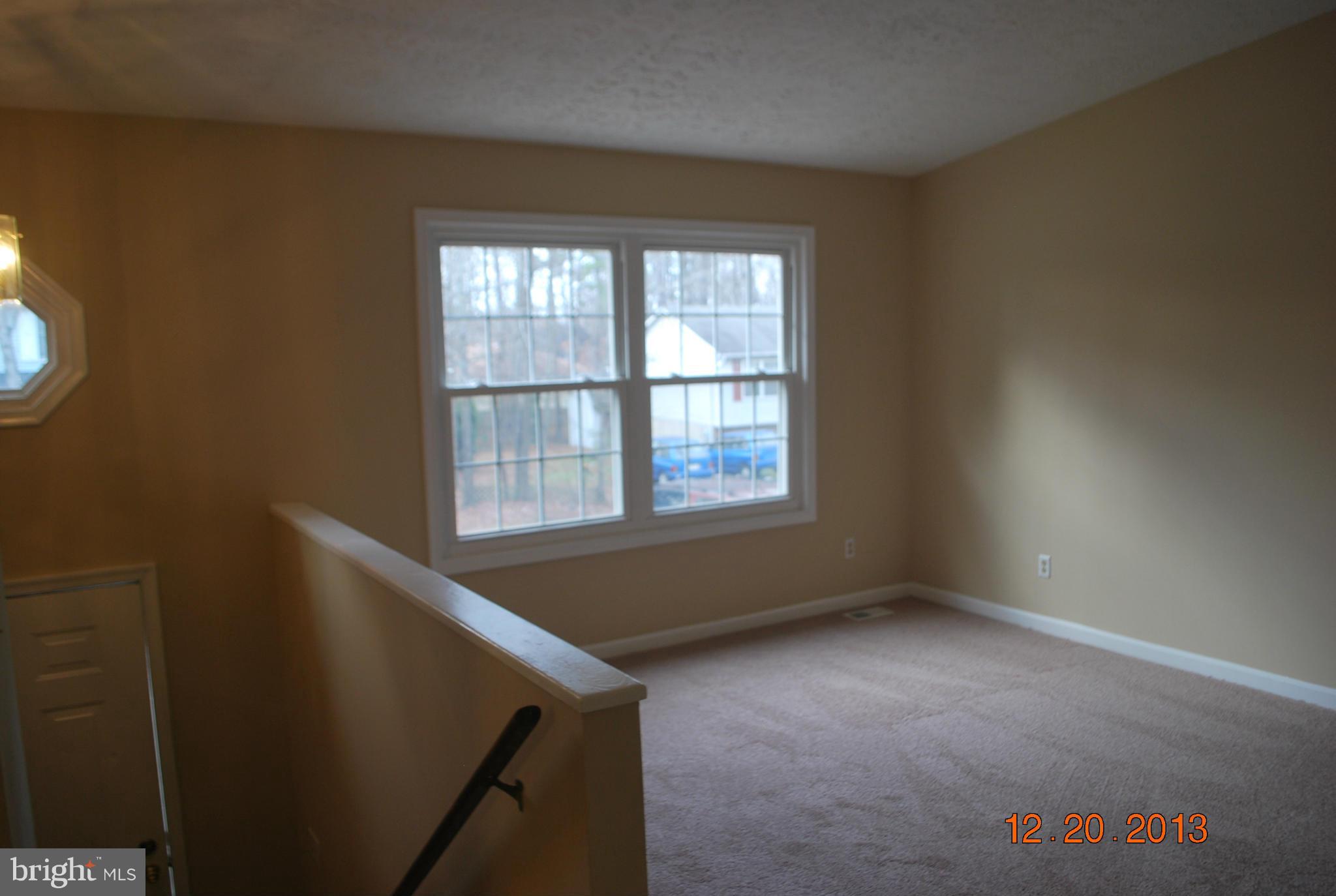 11538 San Rafael Road Lusby, MD 20657 - Photo 11 of 30 Living Room