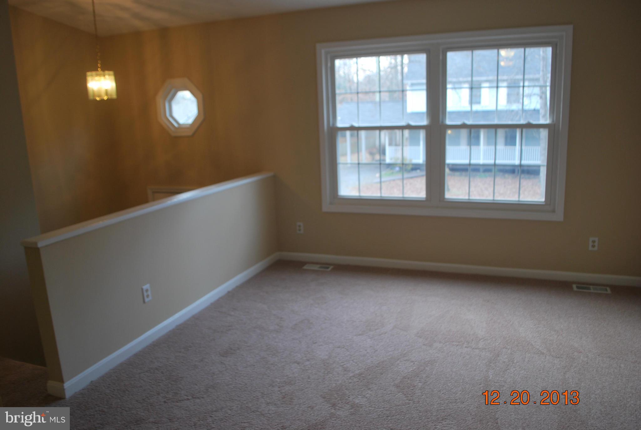 11538 San Rafael Road Lusby, MD 20657 - Photo 10 of 30 Living Room