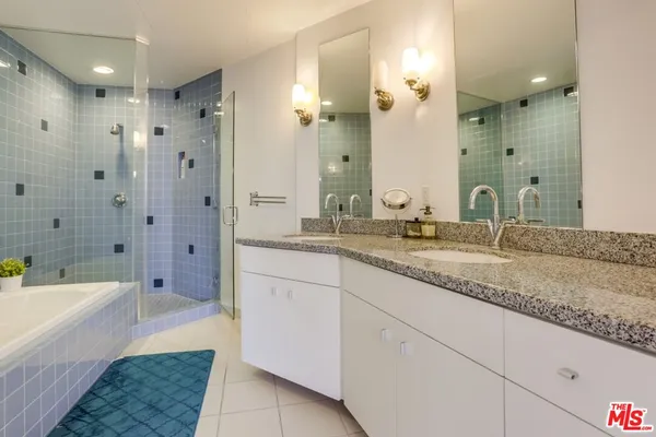 $4,200 | 1100 Wilshire Boulevard, Unit 2906, Los Angeles, CA 90017