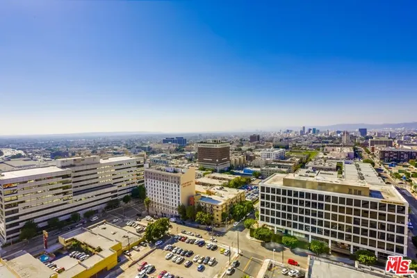 $4,200 | 1100 Wilshire Boulevard, Unit 2906, Los Angeles, CA 90017