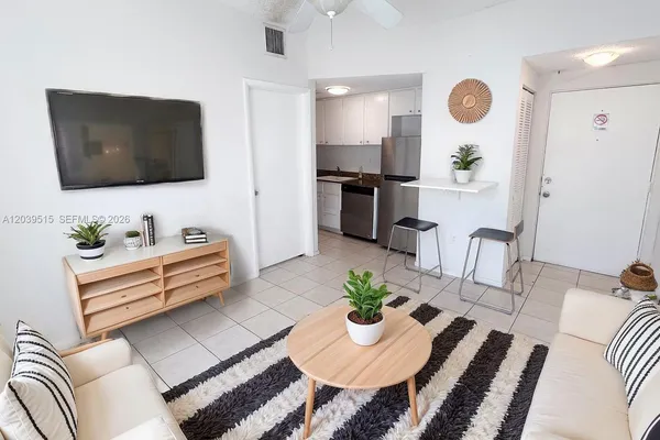 $299,000 | 1218 Drexel Avenue, Unit 204, Miami Beach, FL 33139