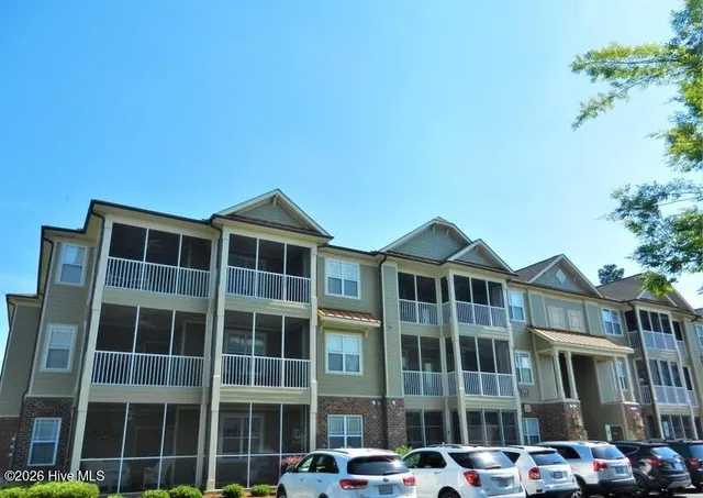 $1,525 | 395 South Crow Creek Drive, Unit 1109, Calabash, NC 28467
