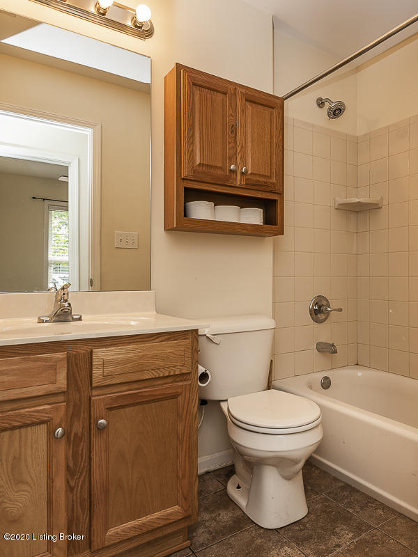 5005 Woodsend Road Louisville, KY 40229 - Photo 45 of 49 _DSC0055