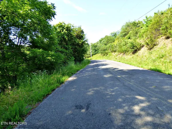 $394,900 | Lot 32 Tranquility Trail, Dandridge, TN 37725