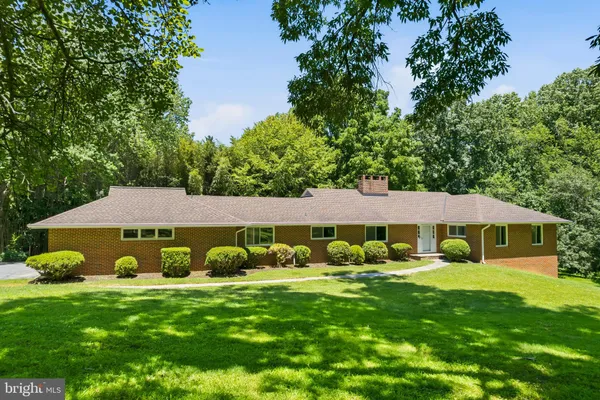 $900,000 | 6281 Linkythorn Lane, Clarksville, MD 21029