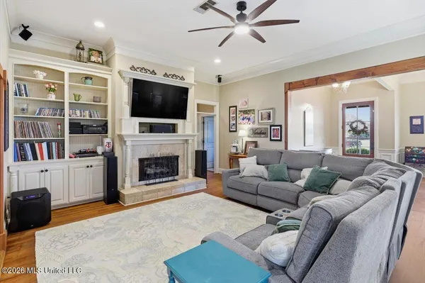 $474,500 | 226 Meadowlands Drive, Brandon, MS 39047