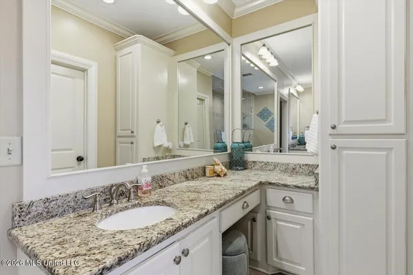 $474,500 | 226 Meadowlands Drive, Brandon, MS 39047