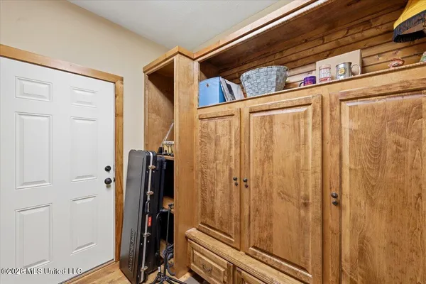 $475,000 | 226 Meadowlands Drive, Brandon, MS 39047