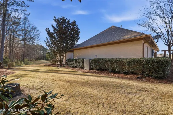 $474,500 | 226 Meadowlands Drive, Brandon, MS 39047