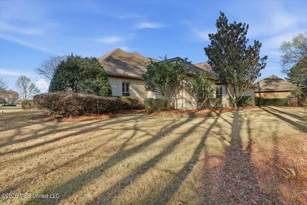 $474,500 | 226 Meadowlands Drive, Brandon, MS 39047
