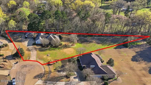 $474,500 | 226 Meadowlands Drive, Brandon, MS 39047