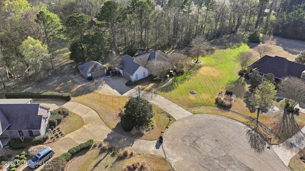 $474,500 | 226 Meadowlands Drive, Brandon, MS 39047