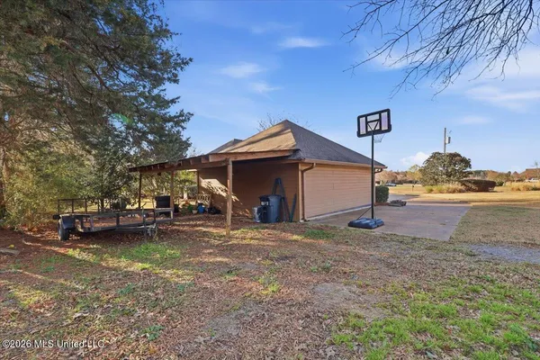 $475,000 | 226 Meadowlands Drive, Brandon, MS 39047