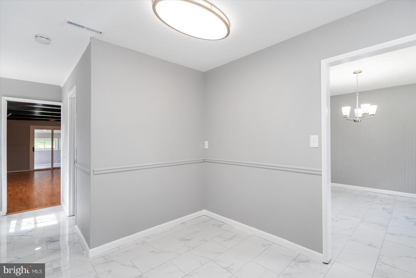 7209 Chamberlain Road Baltimore, MD 21244 - Photo 12 of 44