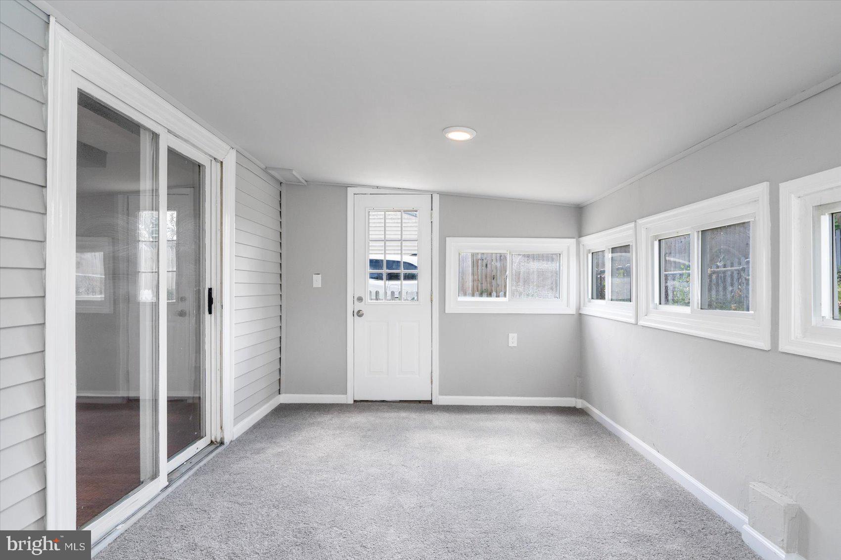 7209 Chamberlain Road Baltimore, MD 21244 - Photo 23 of 44