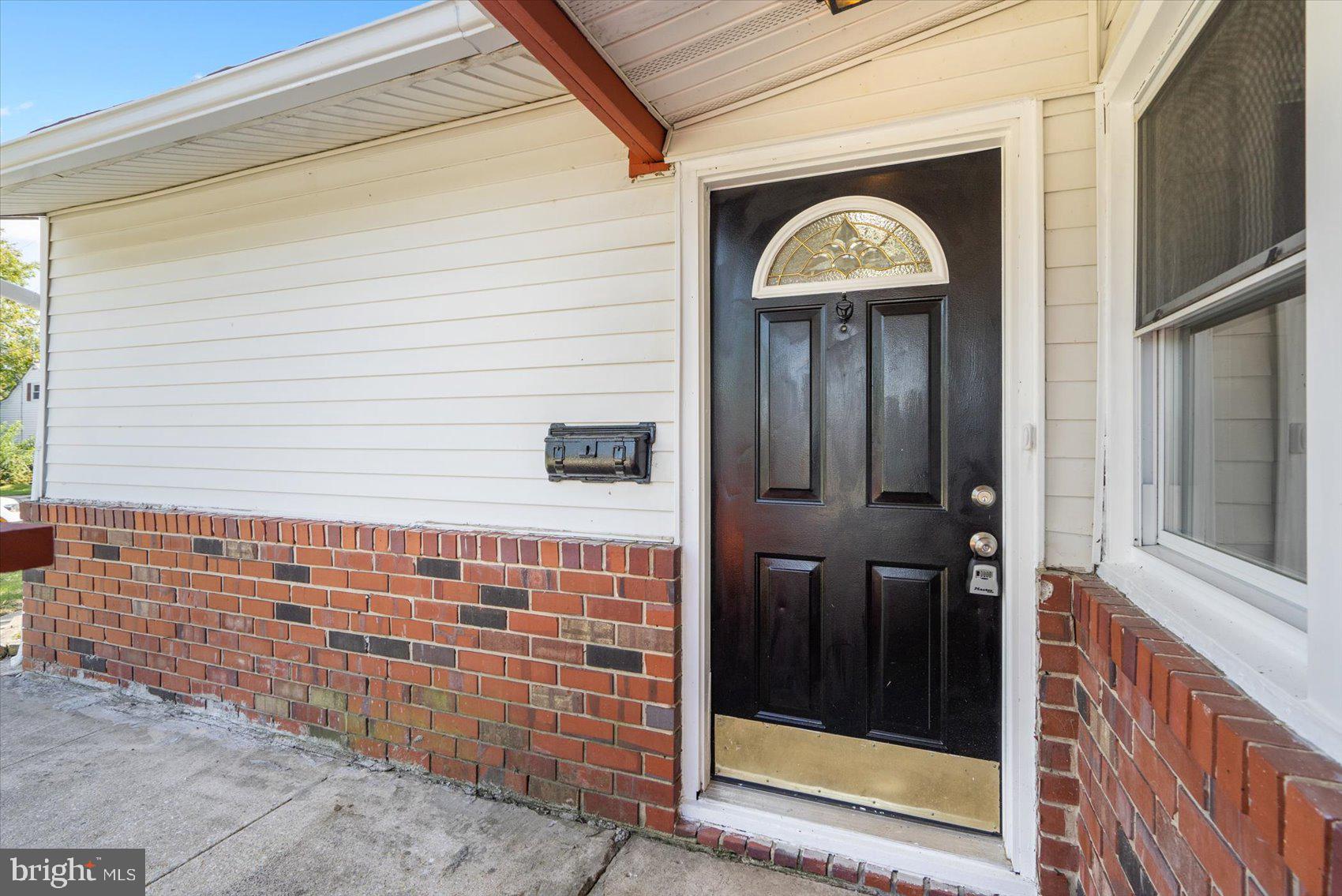 7209 Chamberlain Road Baltimore, MD 21244 - Photo 4 of 44