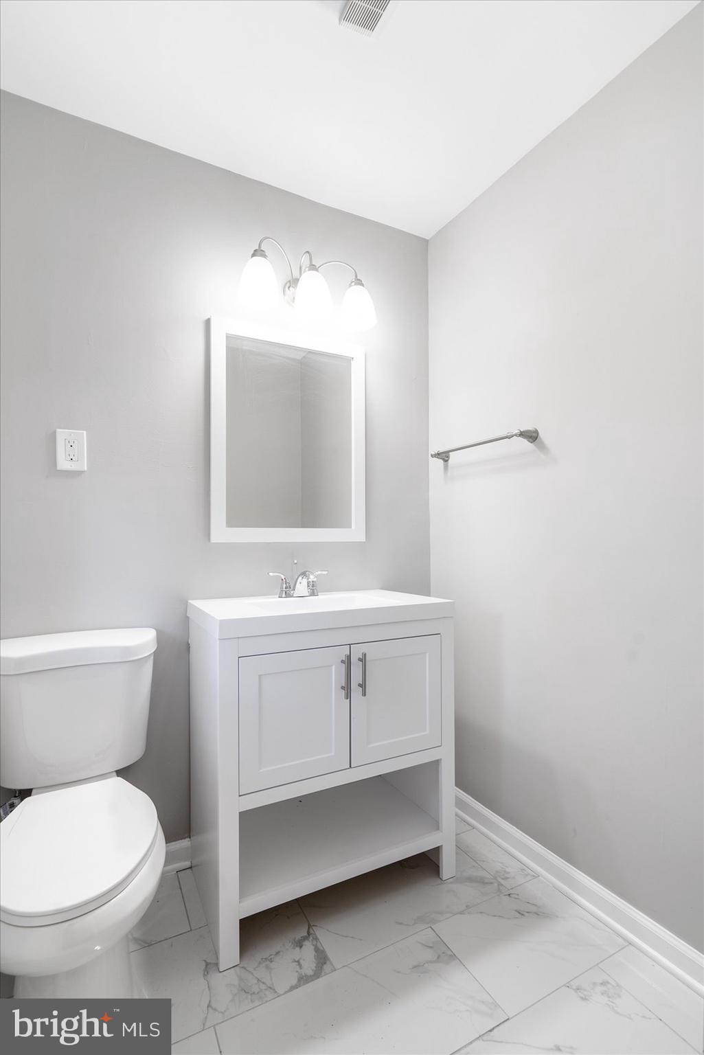 7209 Chamberlain Road Baltimore, MD 21244 - Photo 37 of 44