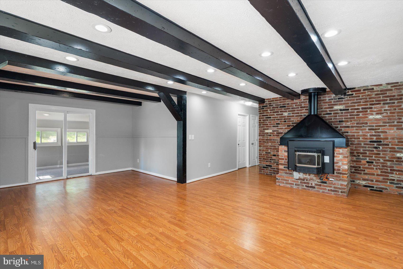 7209 Chamberlain Road Baltimore, MD 21244 - Photo 5 of 44