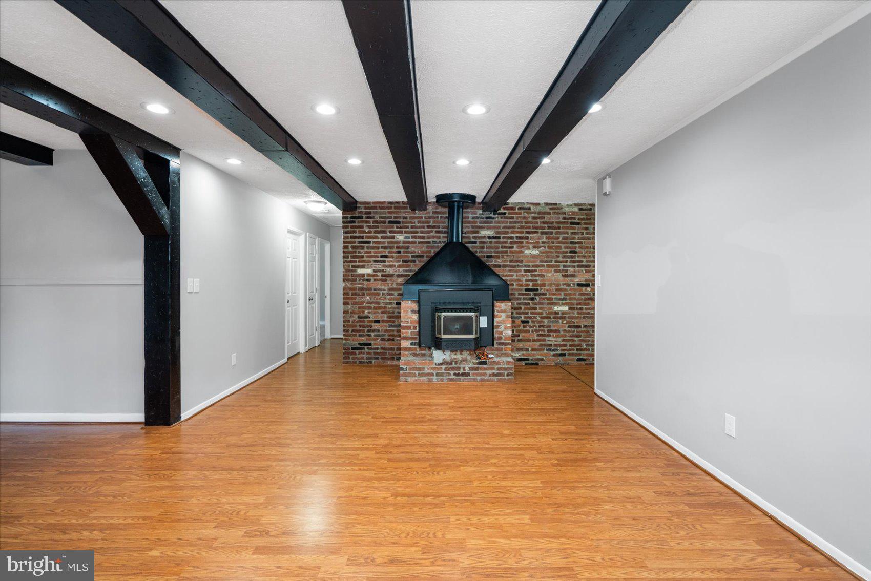 7209 Chamberlain Road Baltimore, MD 21244 - Photo 6 of 44