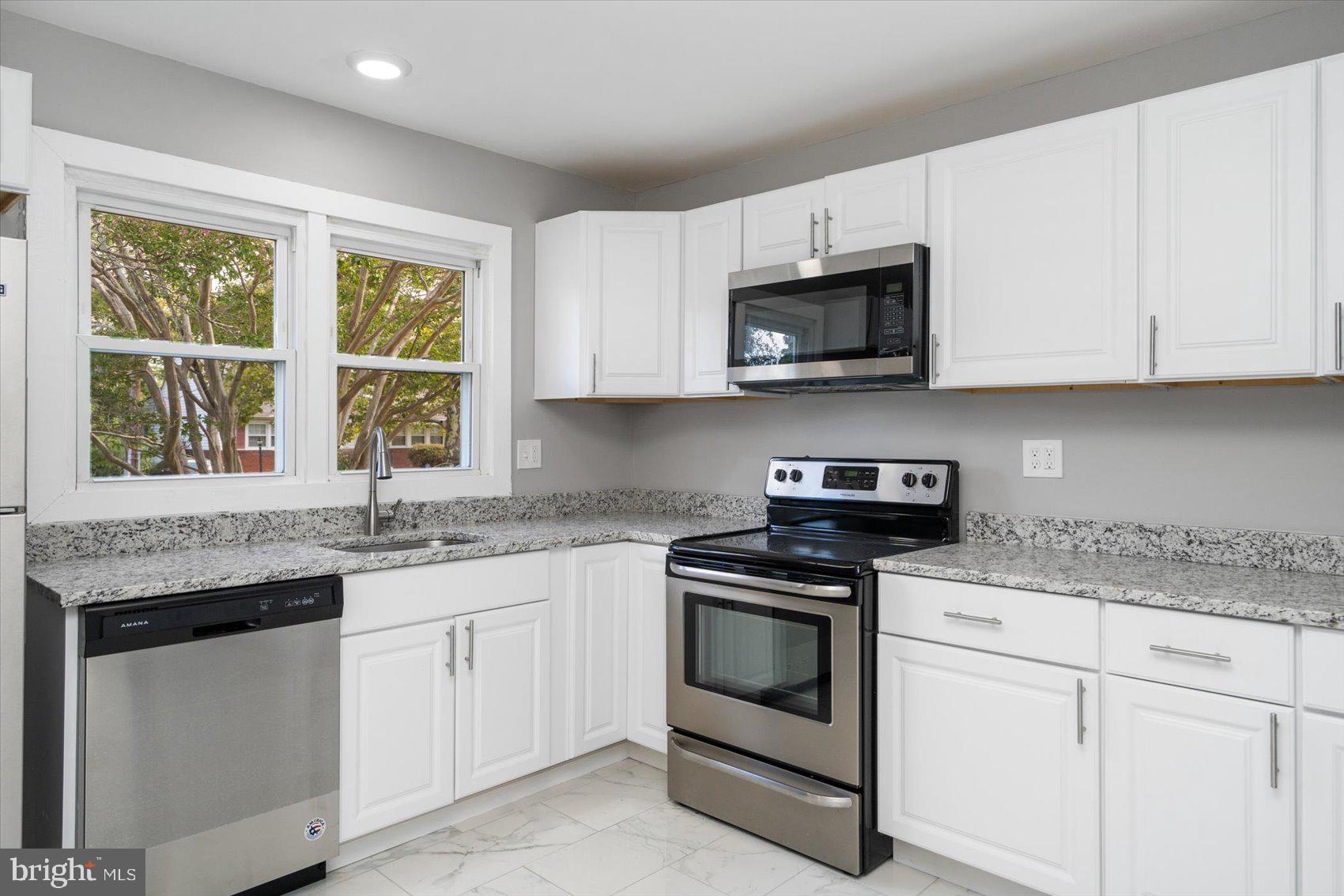 7209 Chamberlain Road Baltimore, MD 21244 - Photo 10 of 44