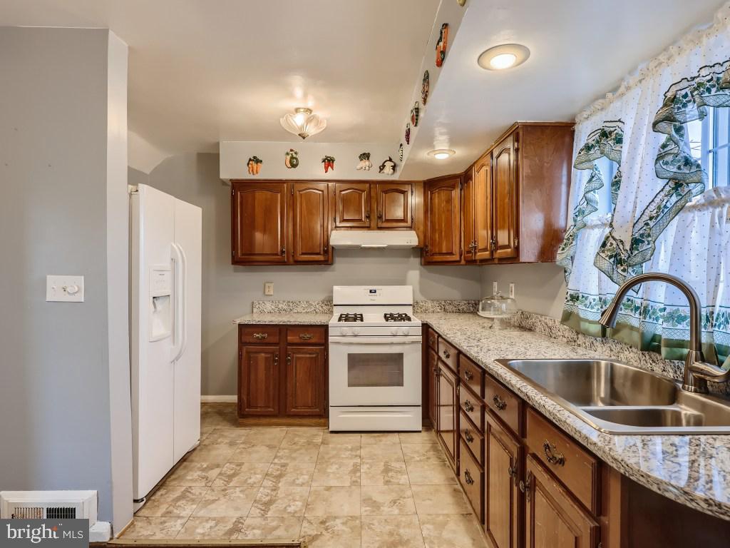 1006 Tunbridge Road Baltimore, MD 21212 - Photo 11 of 30