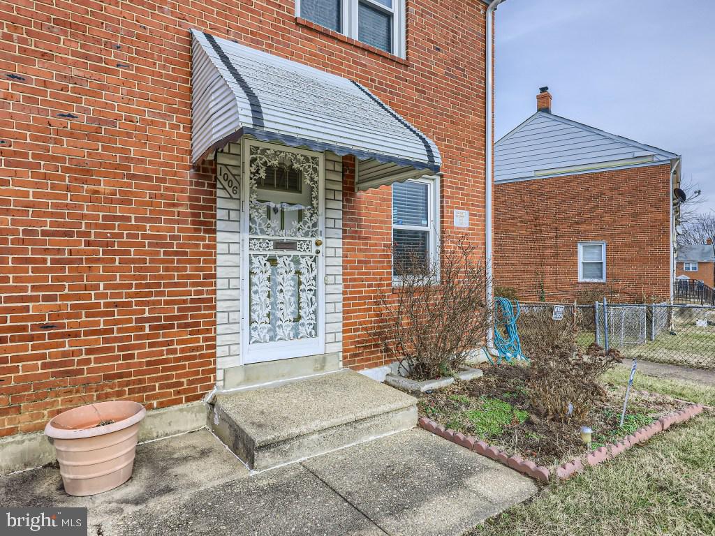 1006 Tunbridge Road Baltimore, MD 21212 - Photo 5 of 30