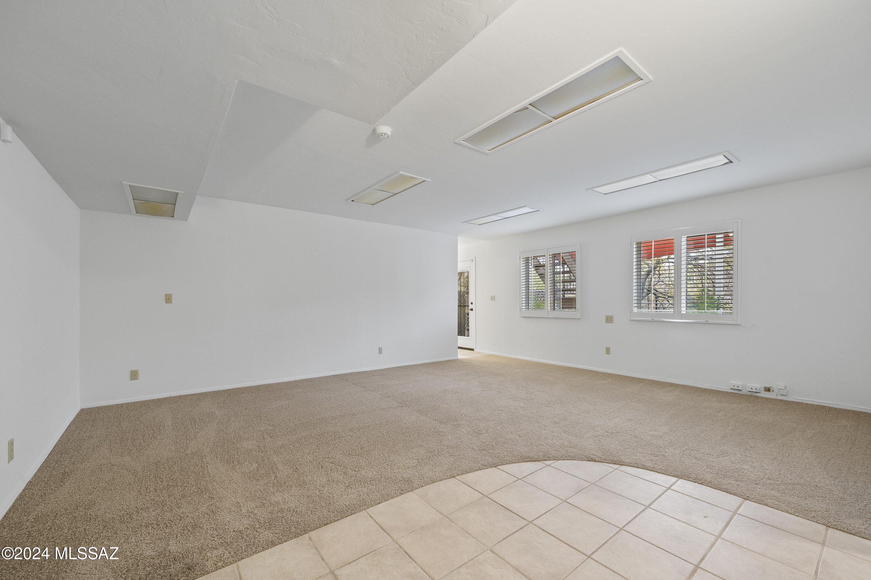 1435 East Indian Wells Road Tucson, AZ 85718 - Photo 32 of 49