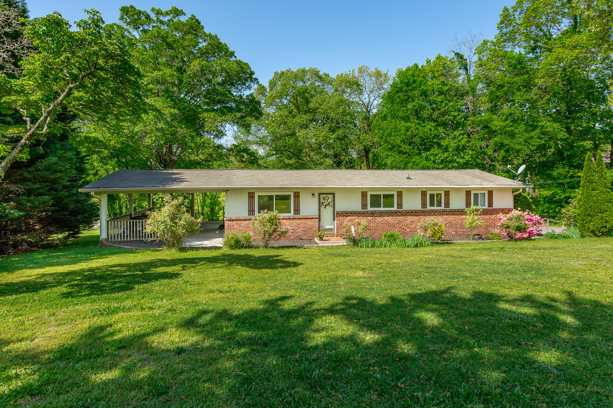 1512 Crabtree Road Hixson, TN 37343 - Photo 1 of 43 1512 Crabtree Rd. HD-5
