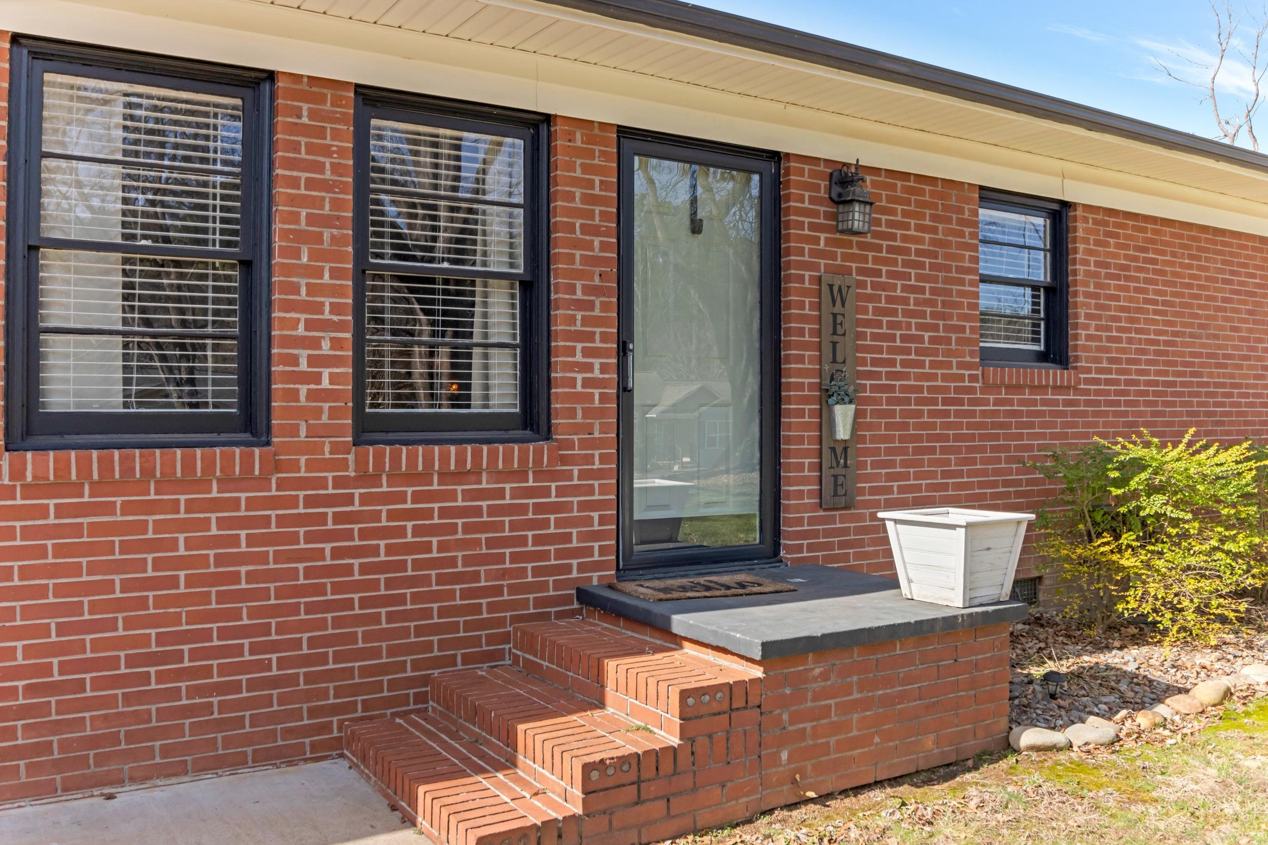 121 Hicks Drive Inman, SC 29349 - Photo 5 of 42