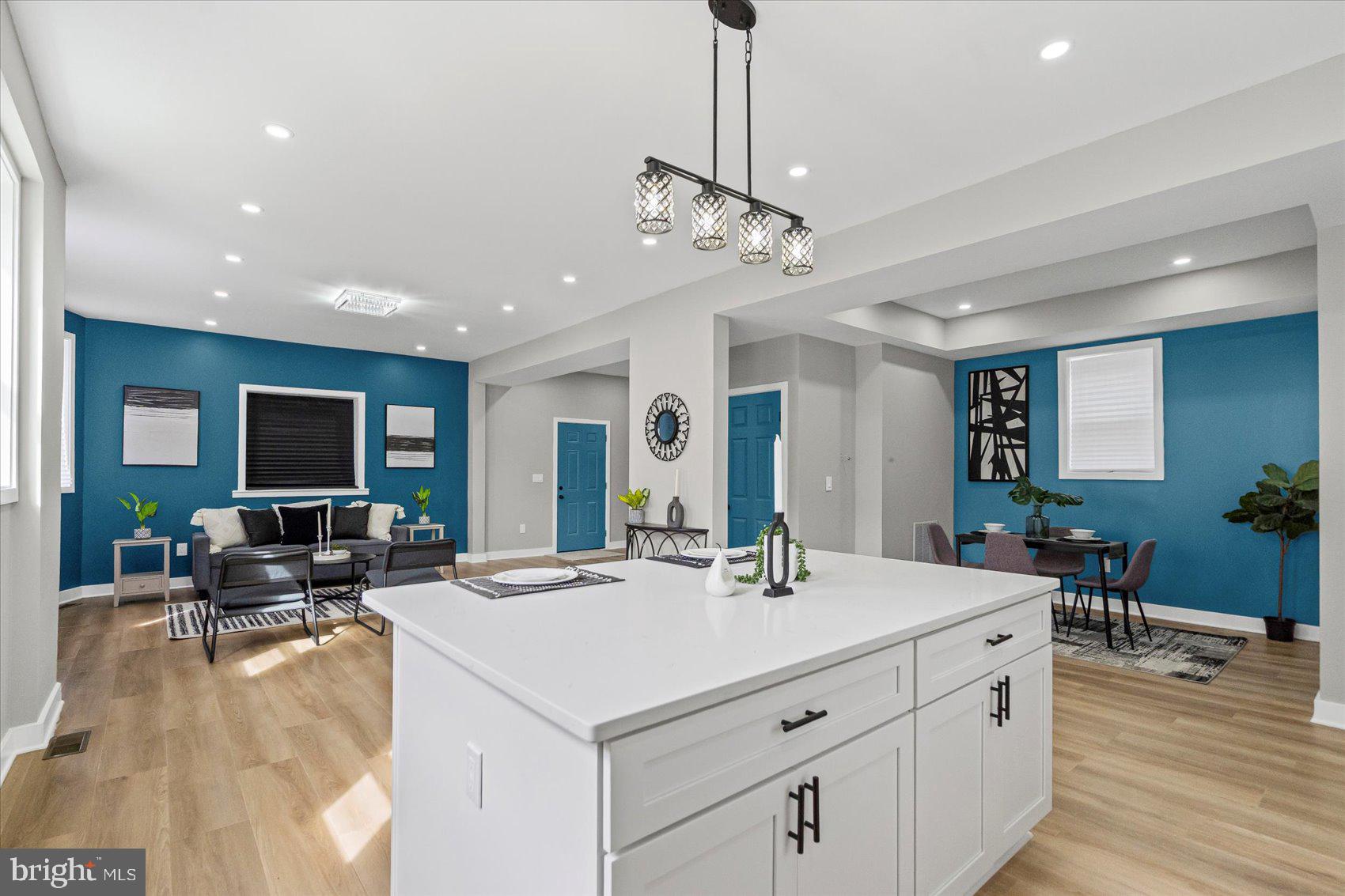 Welcome to 4029 Fairview Ave!