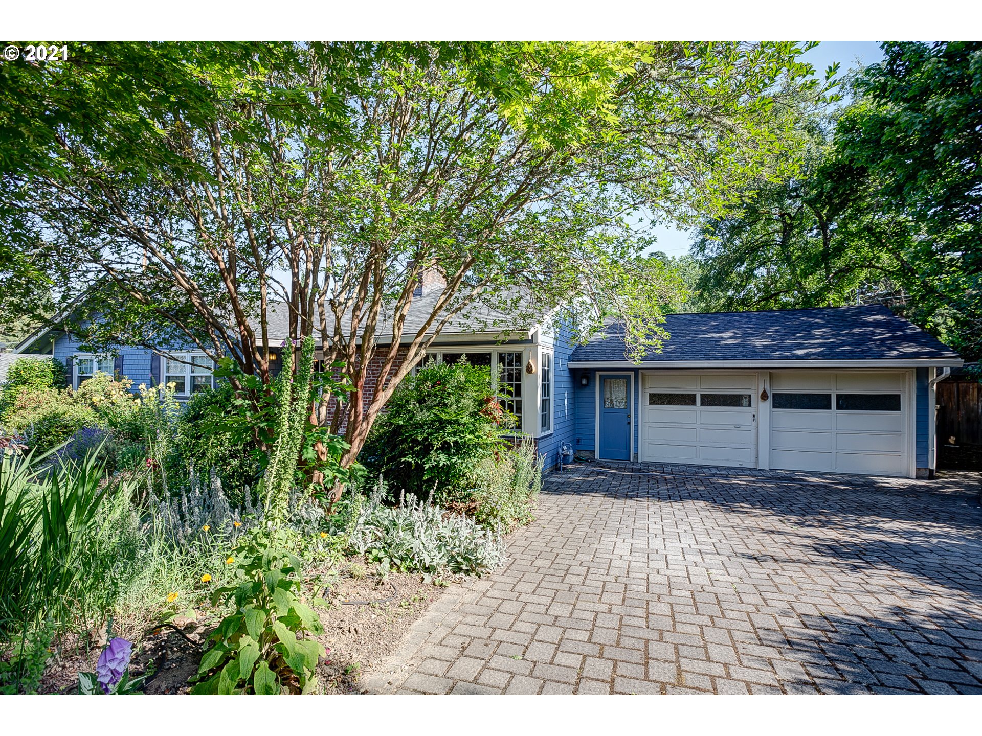 6775 Southwest Dover Street Portland, OR 97225 - Photo 1 of 32 Gallery Image 1